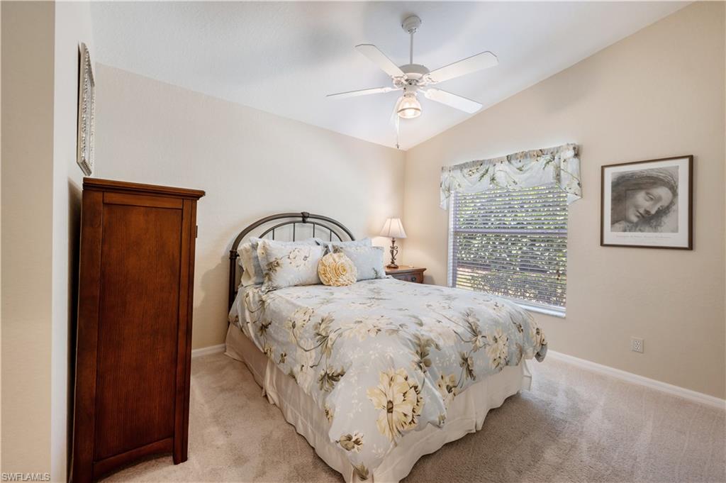 ROYAL VILLAS - Residential