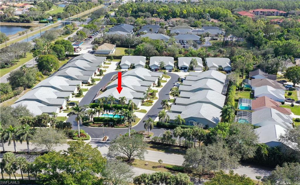 ROYAL VILLAS - Residential