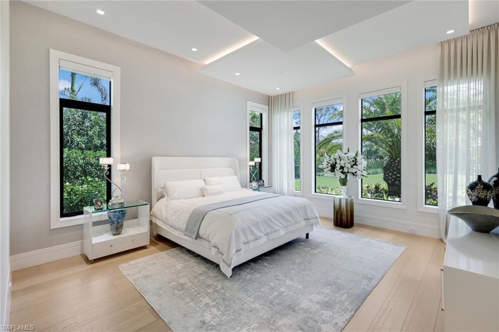 PINE RIDGE - Residential