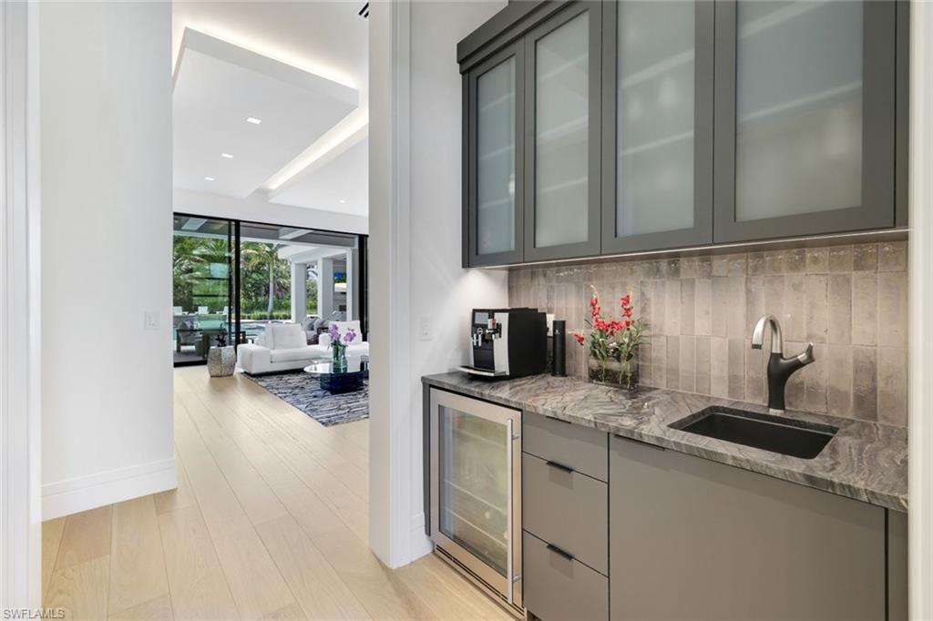 PINE RIDGE - Residential