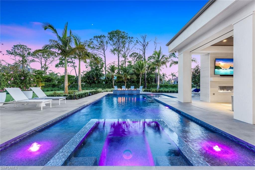 PINE RIDGE - Residential