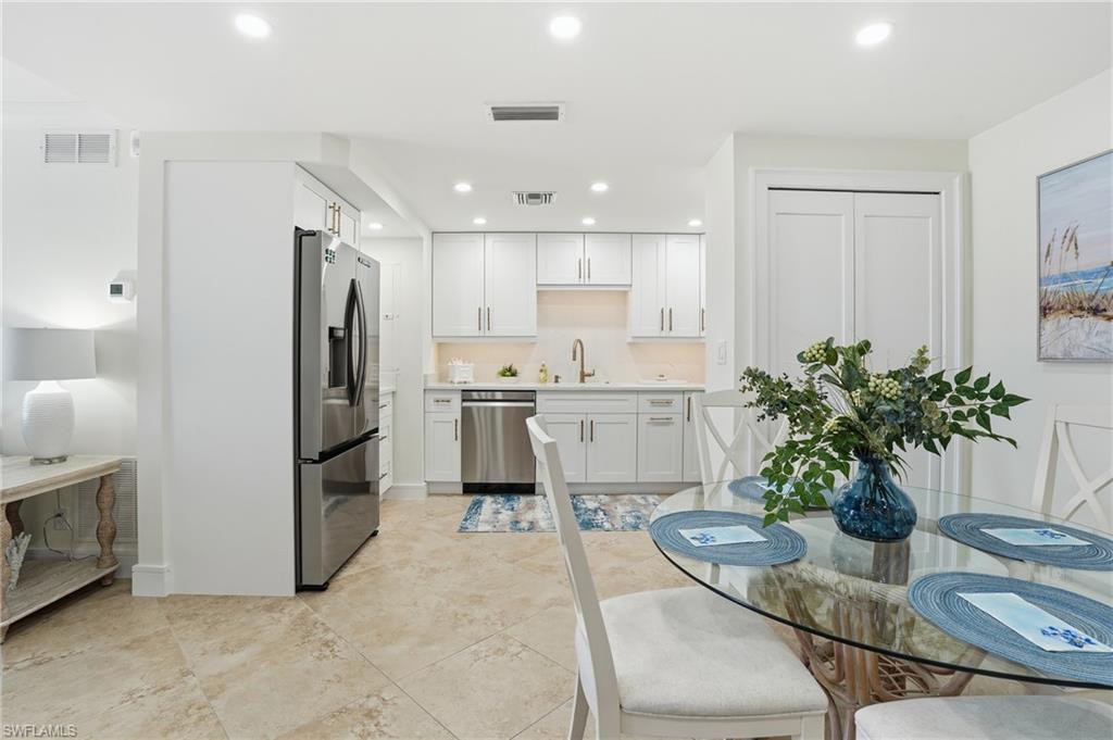 NAPLES CONTINENTAL - Residential Lease