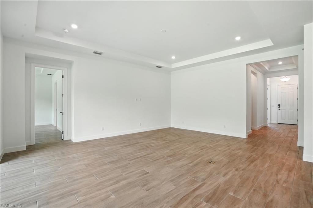 ESPLANADE LAKE CLUB - Residential Lease