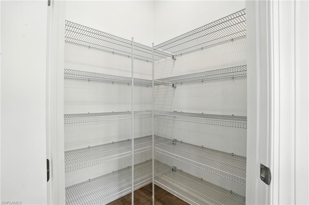 ESPLANADE LAKE CLUB - Residential Lease