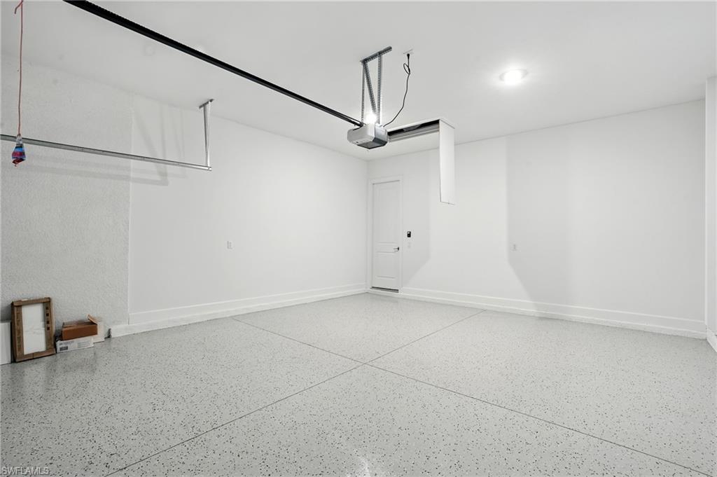 ESPLANADE LAKE CLUB - Residential Lease