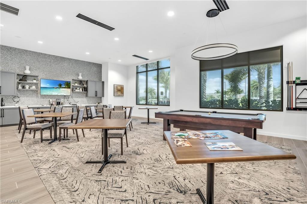 ESPLANADE LAKE CLUB - Residential Lease