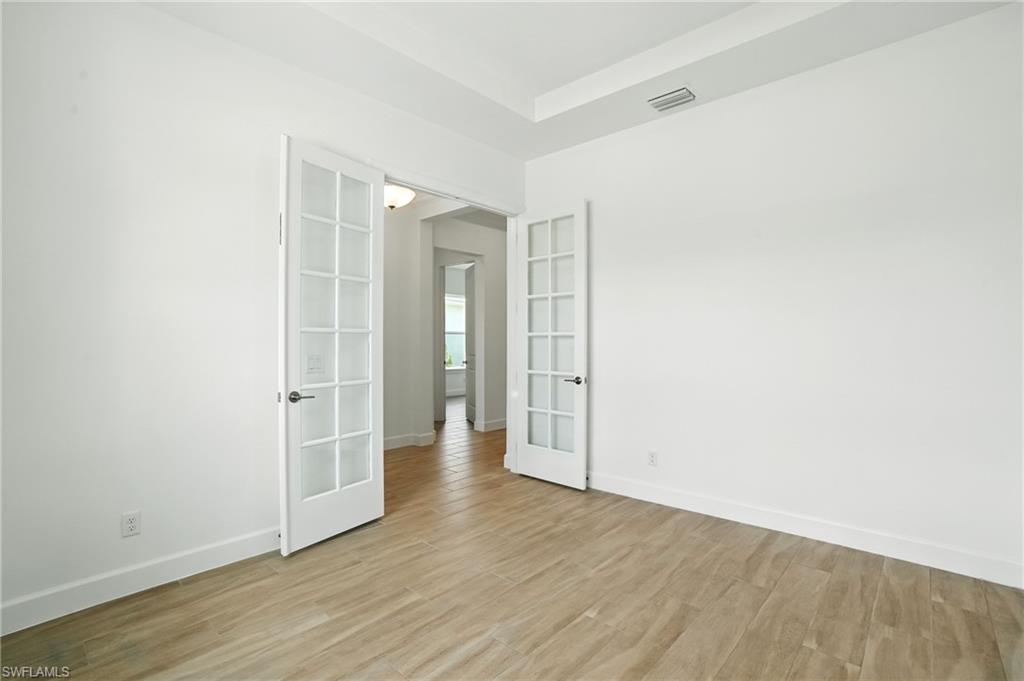 ESPLANADE LAKE CLUB - Residential Lease