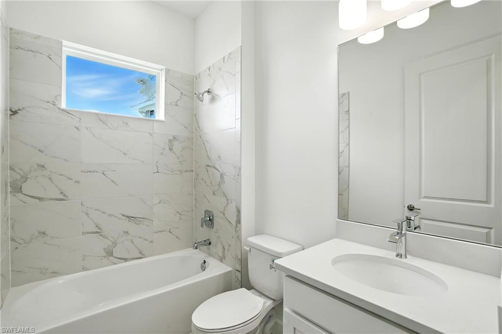 ESPLANADE LAKE CLUB - Residential Lease