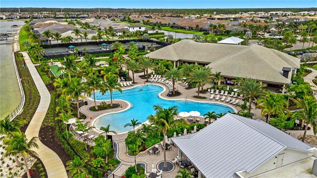 ESPLANADE LAKE CLUB - Residential Lease