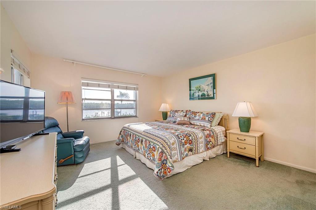 MARINERS COVE - Residential