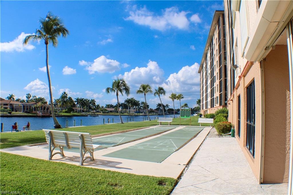 RIVER TOWERS CONDO - Residential