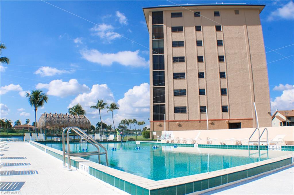 RIVER TOWERS CONDO - Residential