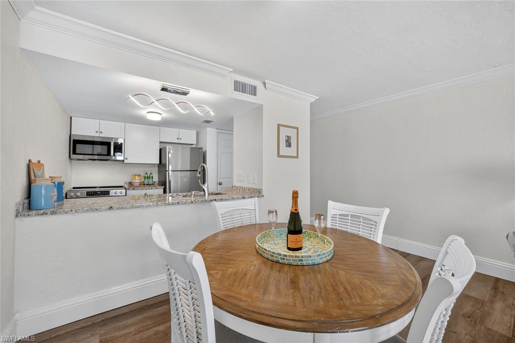 BEACH VILLAS CONDO - Residential