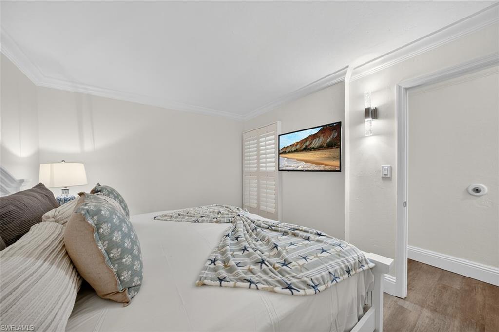 BEACH VILLAS CONDO - Residential