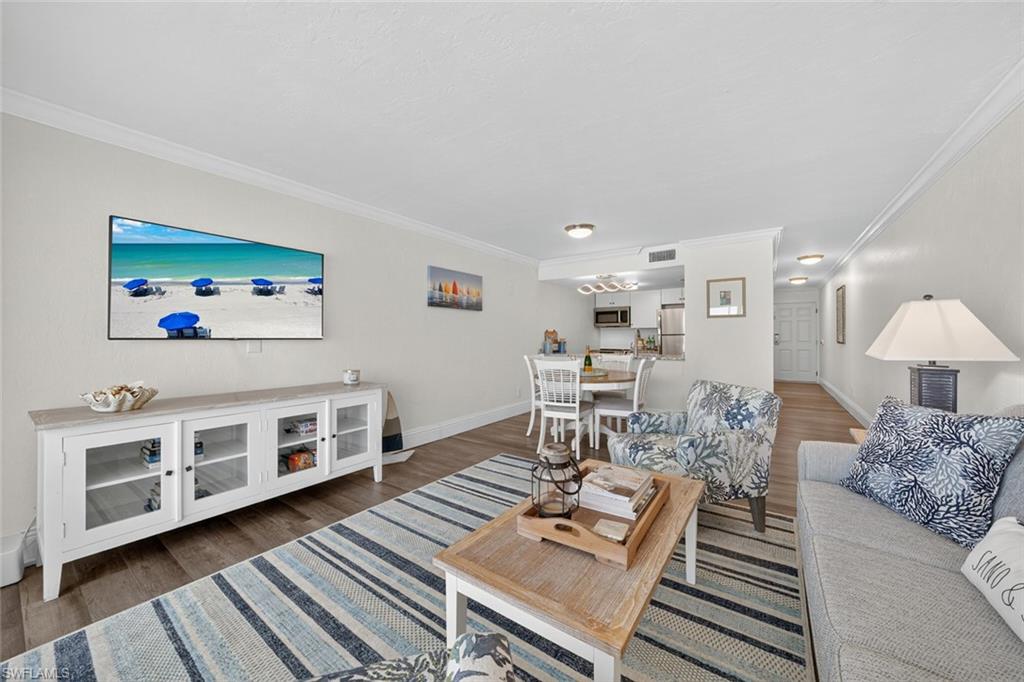 BEACH VILLAS CONDO - Residential