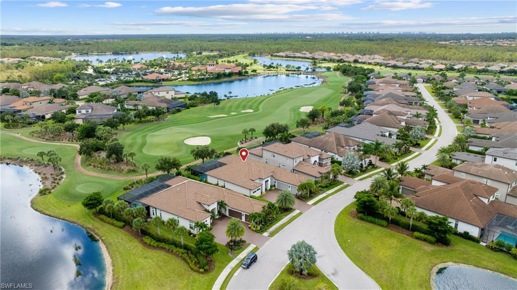 ESPLANADE - Residential