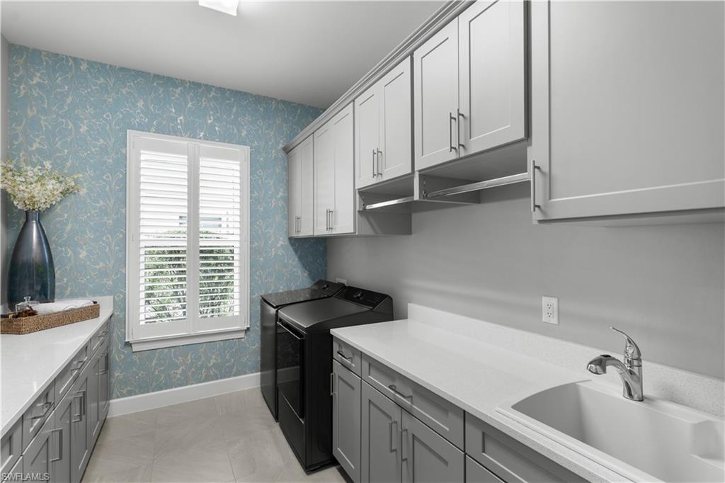 ESPLANADE - Residential