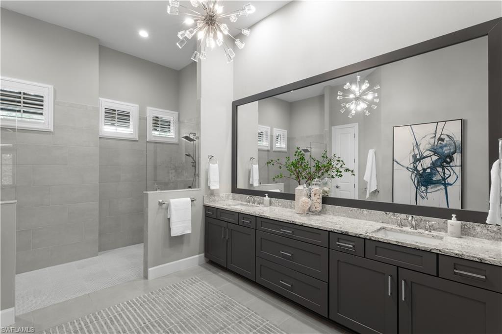 ESPLANADE - Residential