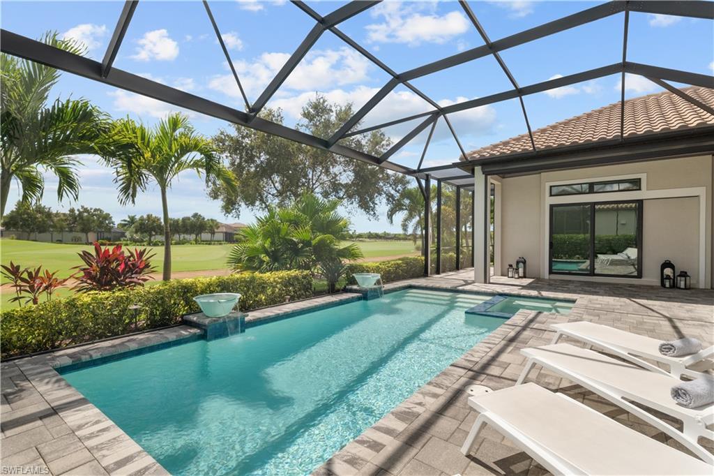 ESPLANADE - Residential