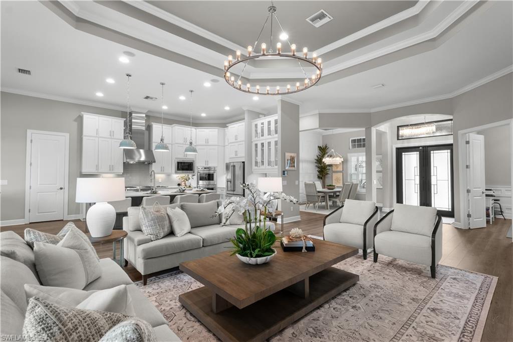 ESPLANADE - Residential