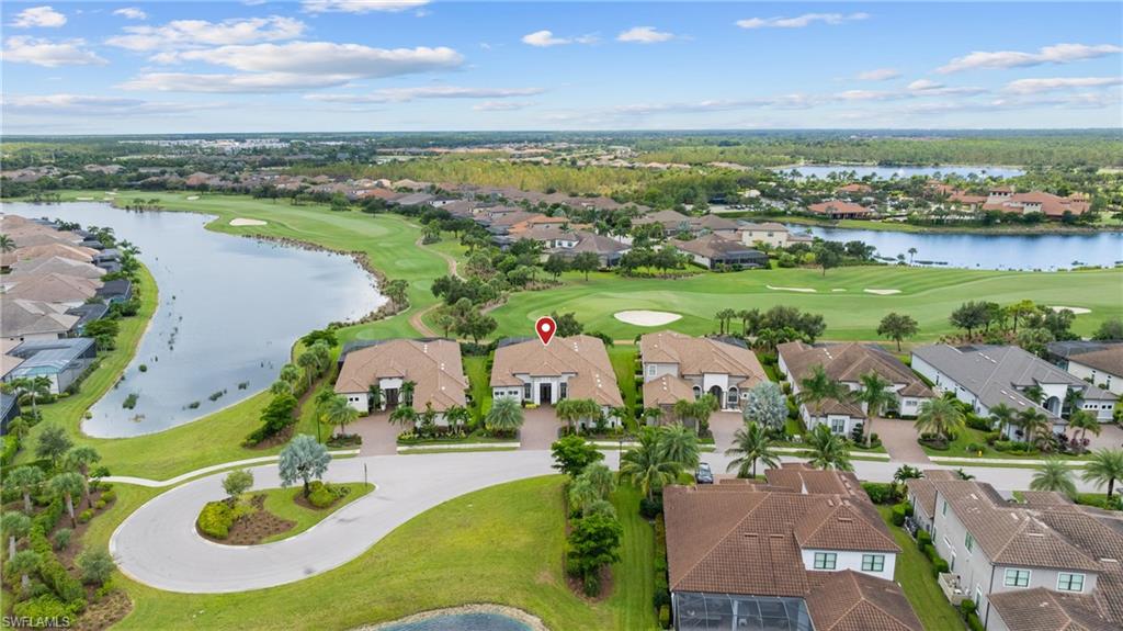 ESPLANADE - Residential