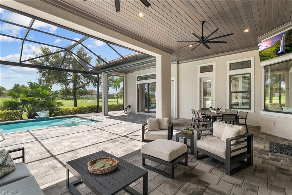 ESPLANADE - Residential