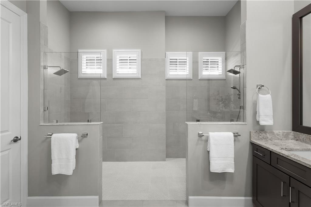 ESPLANADE - Residential