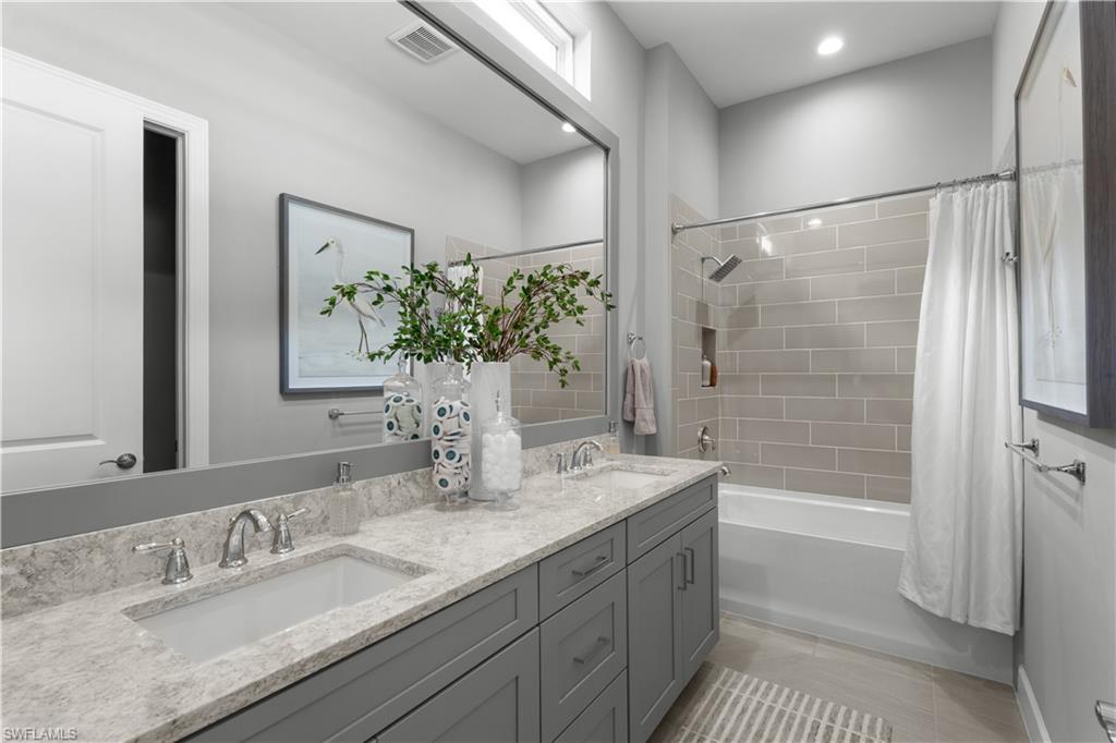 ESPLANADE - Residential