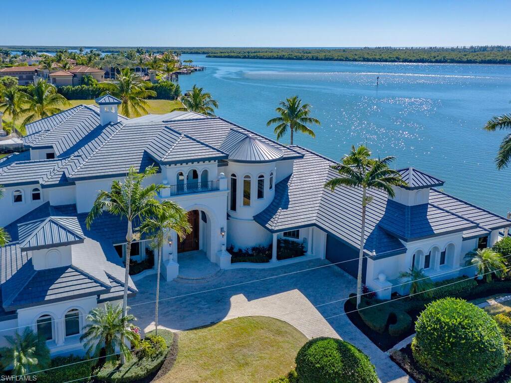 MARCO BEACH - Residential