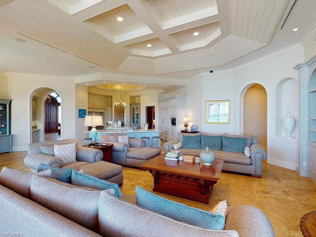 MARCO BEACH - Residential