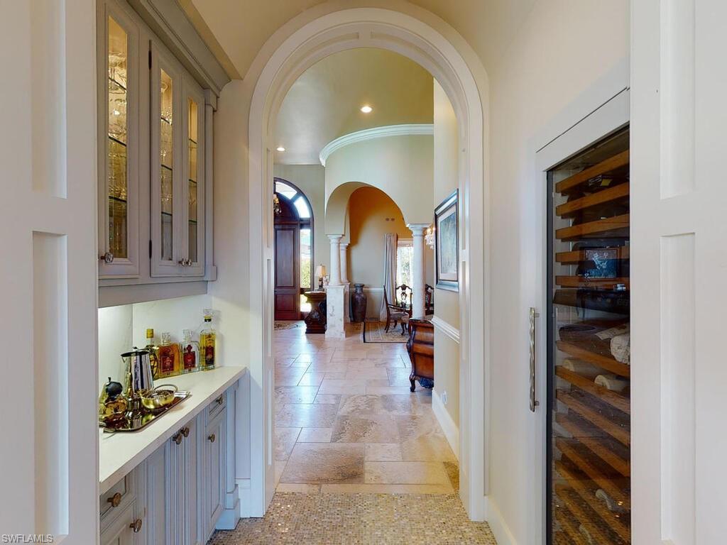 MARCO BEACH - Residential