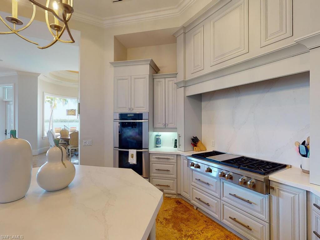 MARCO BEACH - Residential