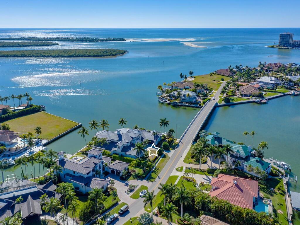 MARCO BEACH - Residential