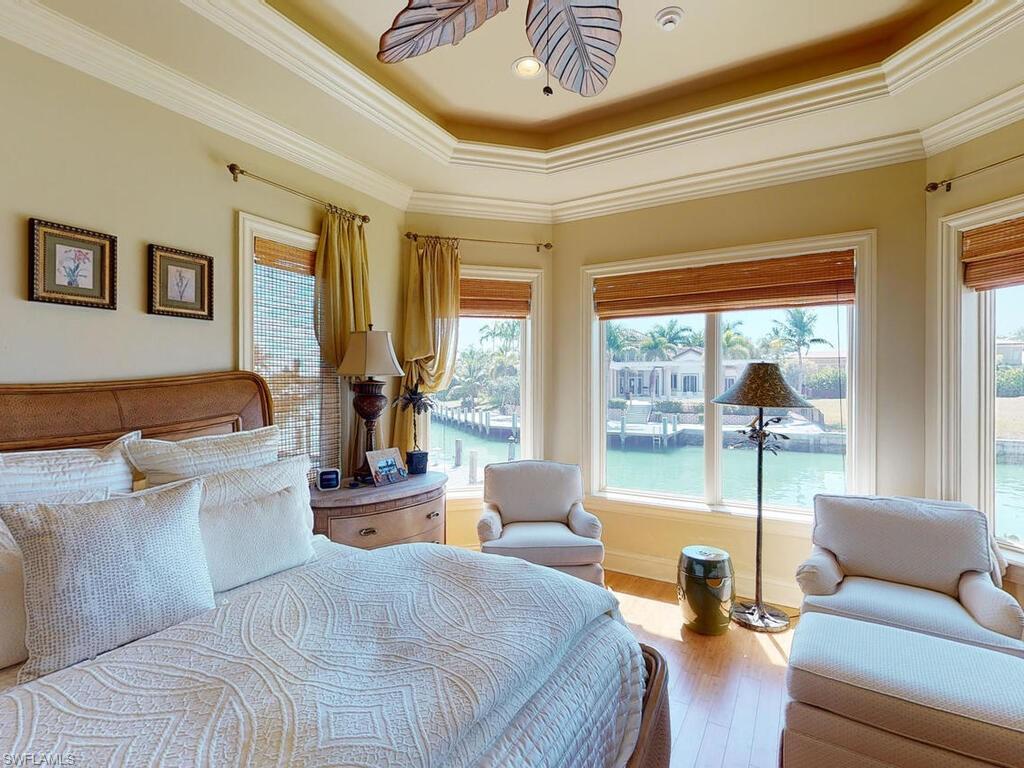 MARCO BEACH - Residential