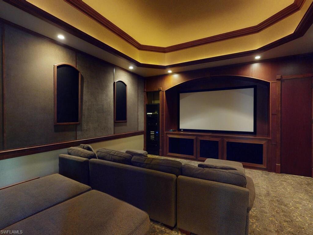 MARCO BEACH - Residential