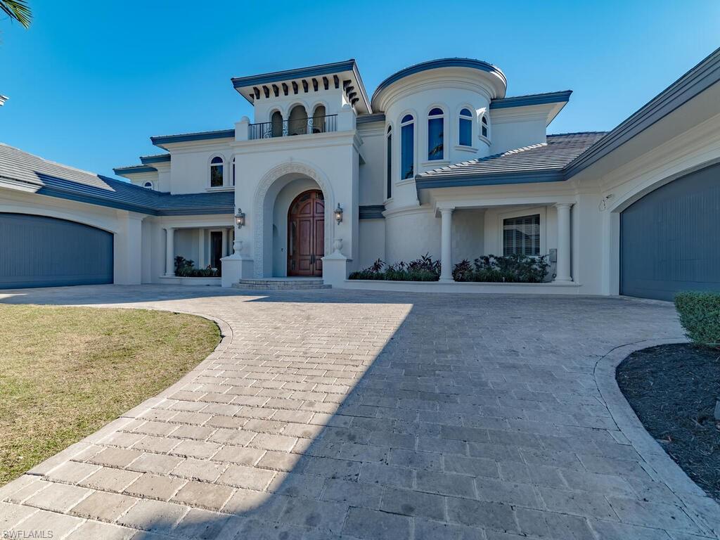 MARCO BEACH - Residential