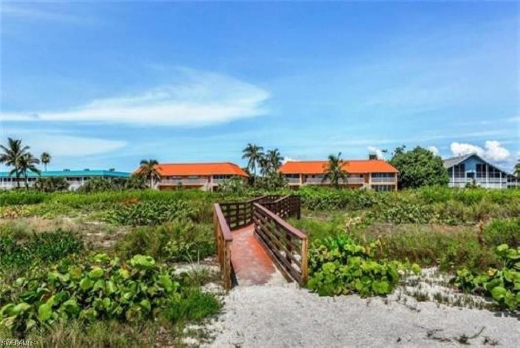 SANIBEL ARMS - Residential