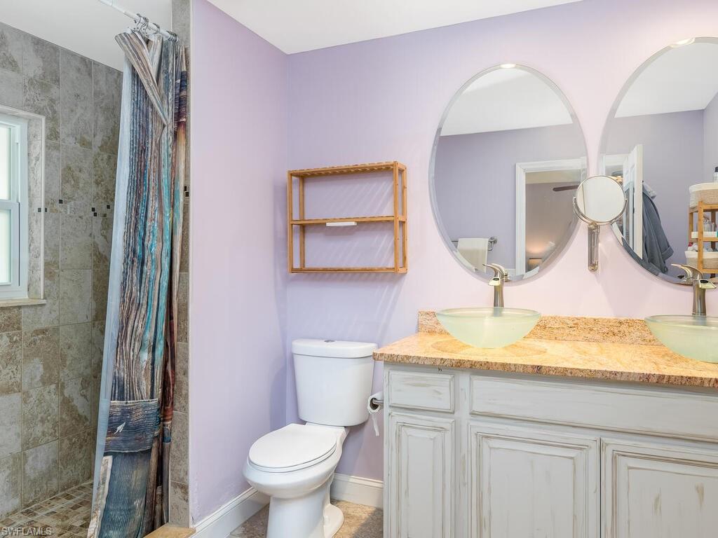 COLONIAL PINES - Residential