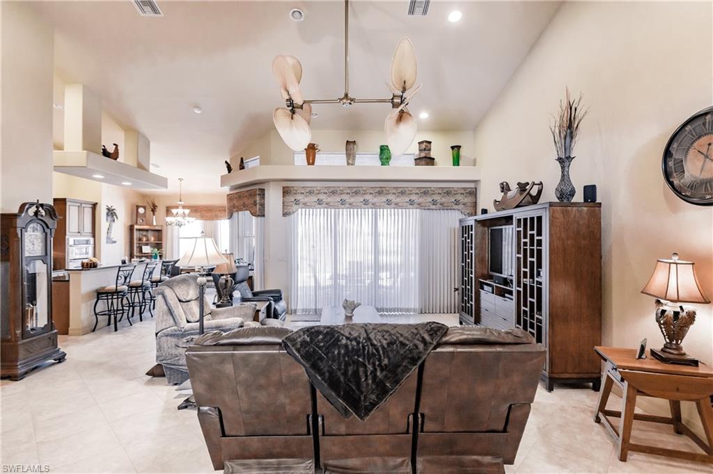 CORAL OAKS GOLF COURSE - Residential