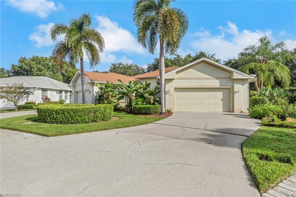 527 CROSSFIELD CIR APT 53, NAPLES, FL 34104 - Image 98d49b3e02ca1cd42871729b1cd3ffa3/666471786