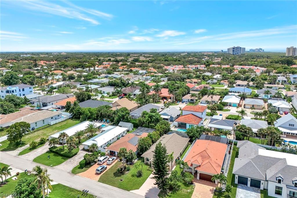 NAPLES PARK - Residential