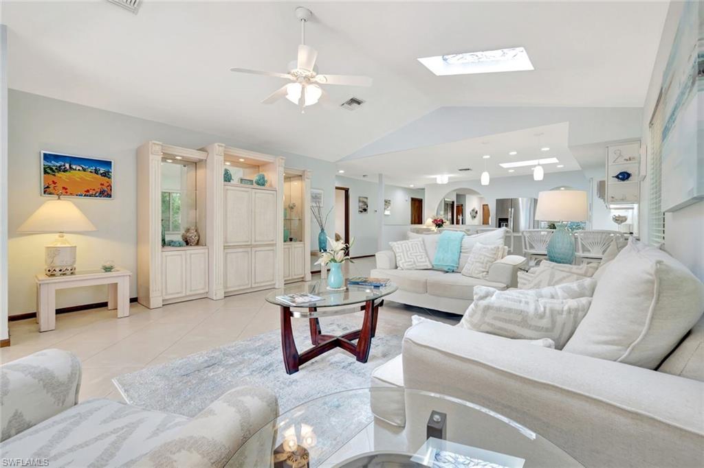 NAPLES PARK - Residential