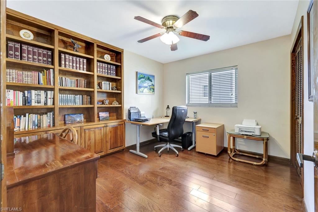 NAPLES PARK - Residential