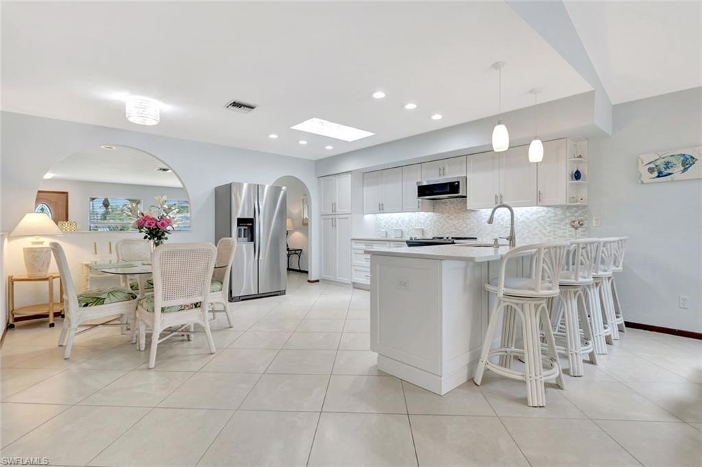 NAPLES PARK - Residential