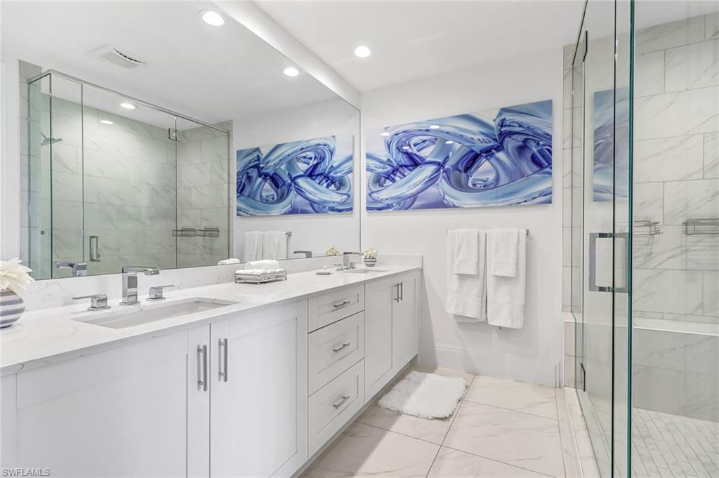 NAPLES SQUARE - Residential Lease