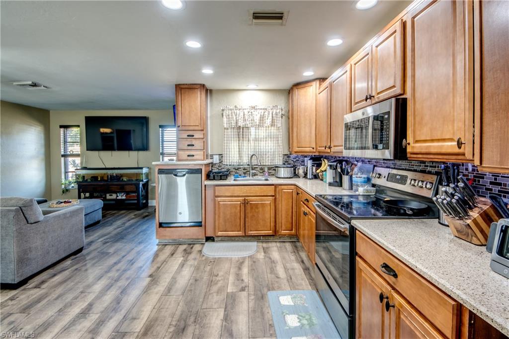 LEHIGH ACRES - Residential