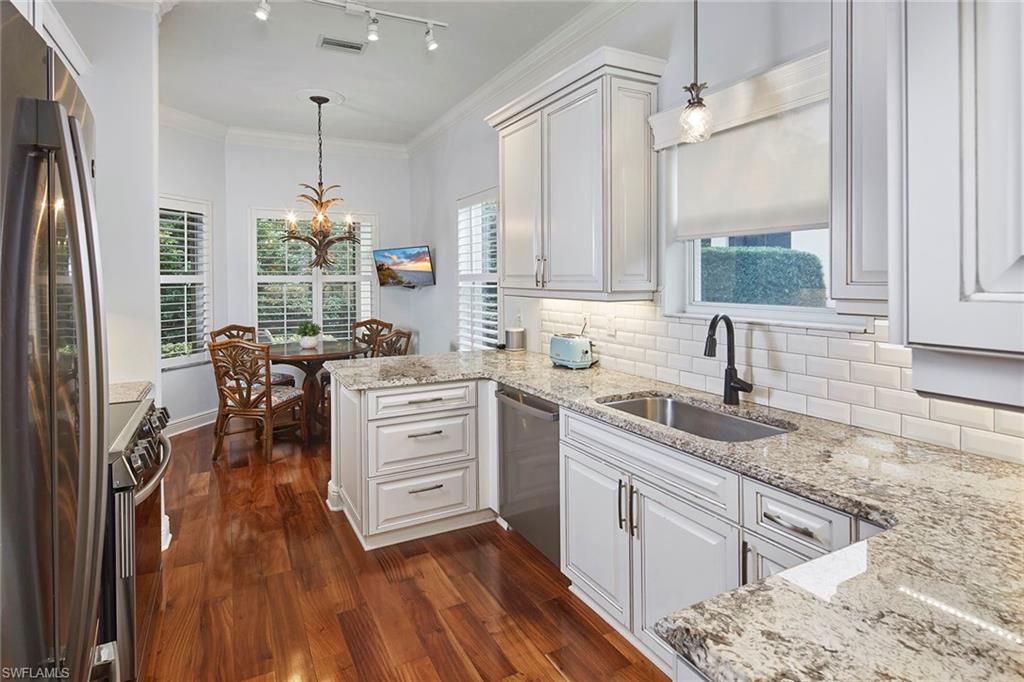 VILLA VISTANA - Residential