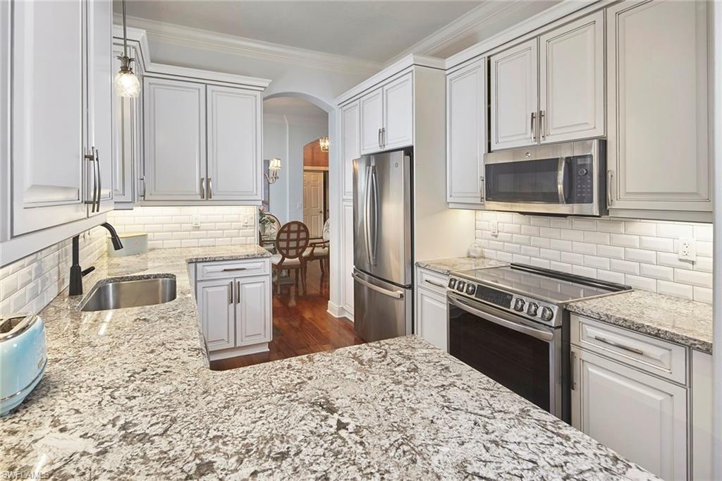 VILLA VISTANA - Residential