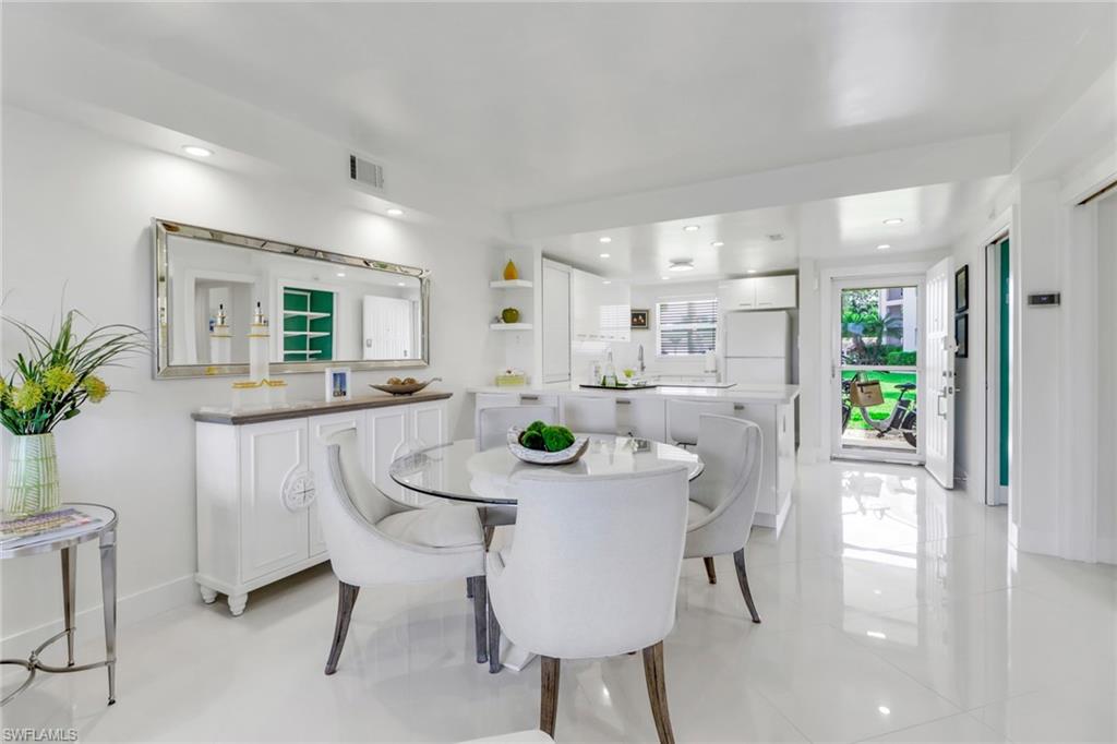 HIGH POINT COUNTRY CLUB - Residential Lease