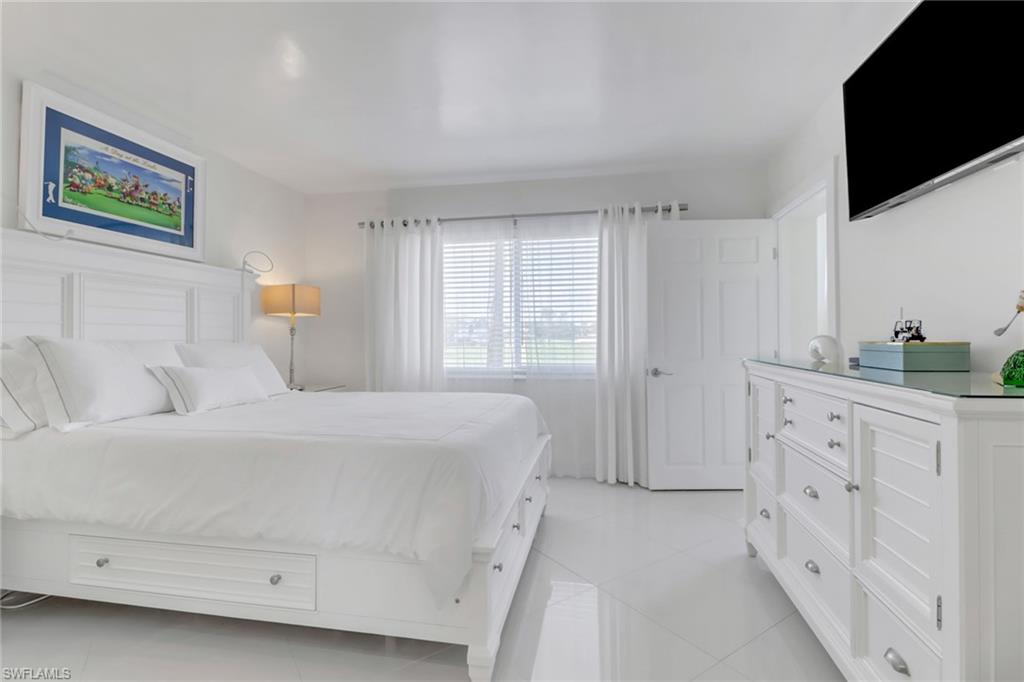 HIGH POINT COUNTRY CLUB - Residential Lease